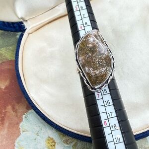 Vintage silver natural stone statement ring.